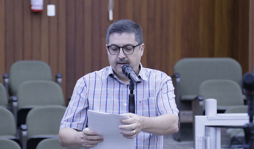 Bispo André apresenta Moção de Congratulações à Igreja do Evangelho Quadrangular pelo aniversário