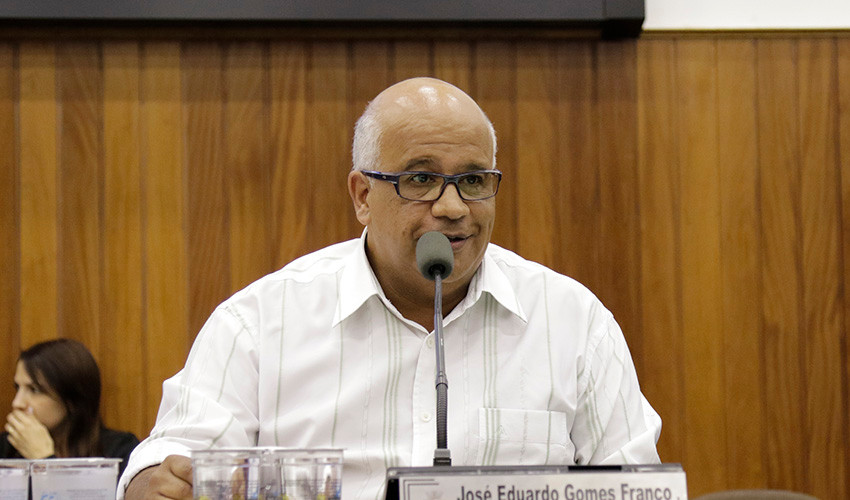 Dudu Franco reivindica medidas urgentes para o canteiro central da Avenida Dr. João Lobato