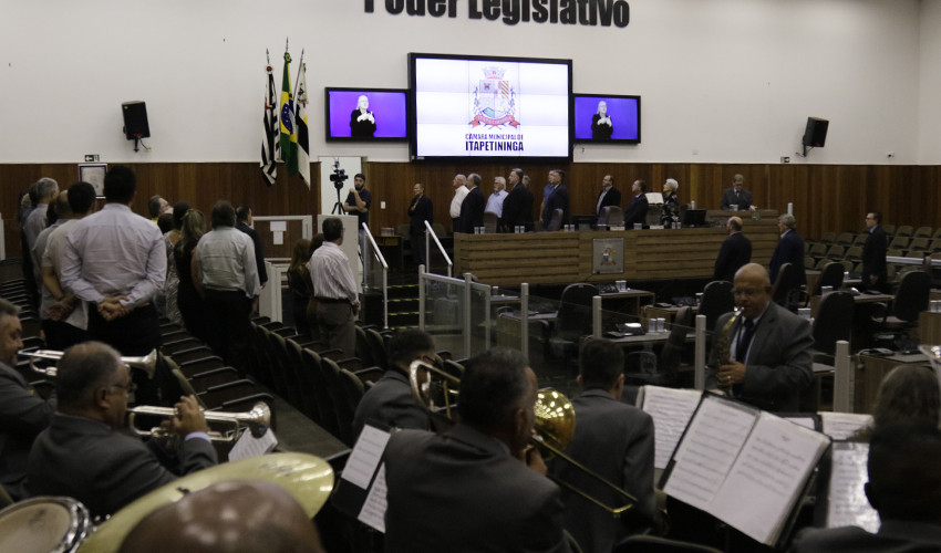 Entregue a Medalha de Mérito Dr. Júlio Prestes de Albuquerque ao Prof. Roberto José Suardi Júnior