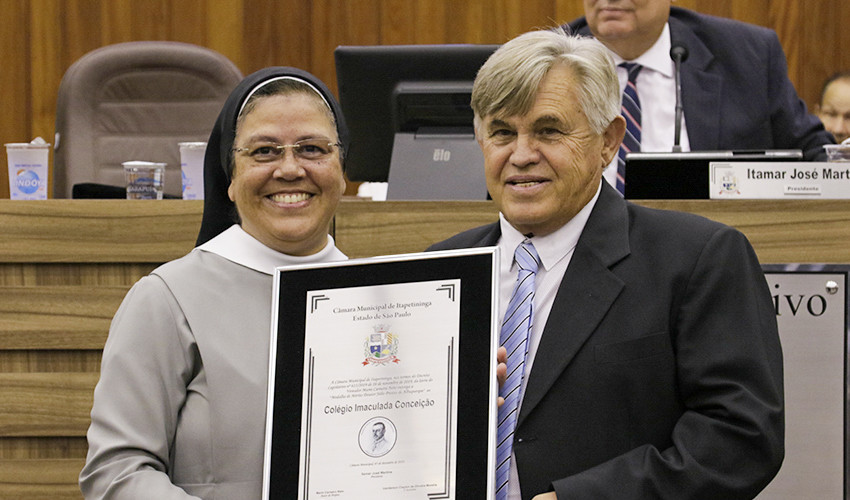 Sessão solene marcou a entrega da Medalha de Mérito Dr. Júlio Prestes de Albuquerque ao Colégio Imaculada Conceição