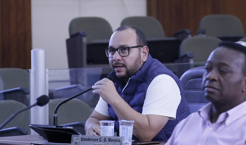 Uan Moreira reivindica melhorias para vicinais João Isaac e Joaquim Ferreira de Proença do Bairro Biscoito Duro ao Distrito da Varginha