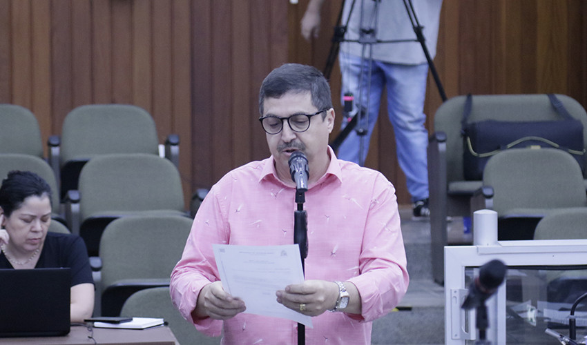 Bispo André apresenta Moção de Congratulações ao Sr. Emerson Donizeti de Oliveira Andrade, pela sua recente eleição como Conselheiro Tutelar em Itapetininga