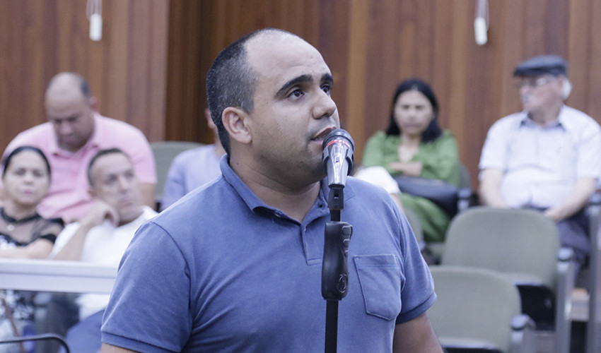 Matheus Ribeiro reivindica instalações de rede de coleta de esgoto no final da Rua Manoel Rodrigues, Distrito do Rechan, e suas travessas