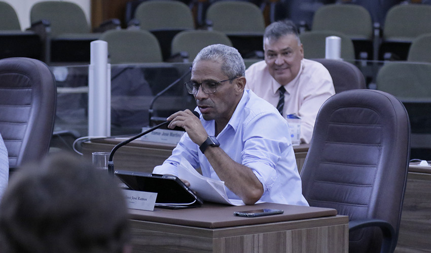 Claudinei Ramos apresenta Moção de Congratulações ao Sr Fábio Rocha da Silveira